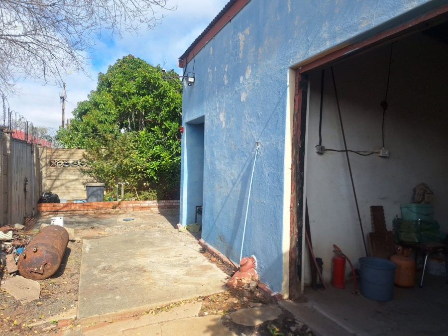 3 Bedroom Property for Sale in De Beers Northern Cape